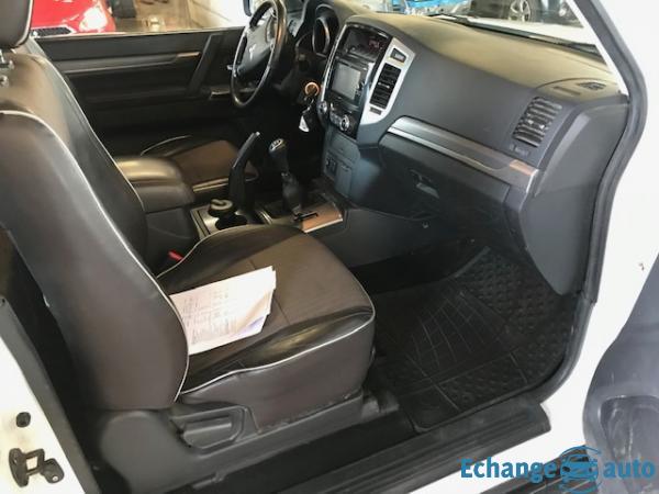 Mitsubishi Pajero III (2) 3.2 DI-D 200 INTENSE 3P EURO5