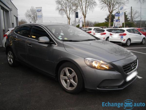 Volvo V40 2012 PHASE 1 SUMMUM