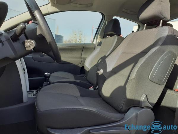 Peugeot 207 + 1.4 HDI 70 CH PACK CONFORT - GARANTIE 6 MOIS