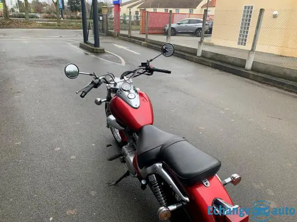 Suzuki VL 125 INTRUDER