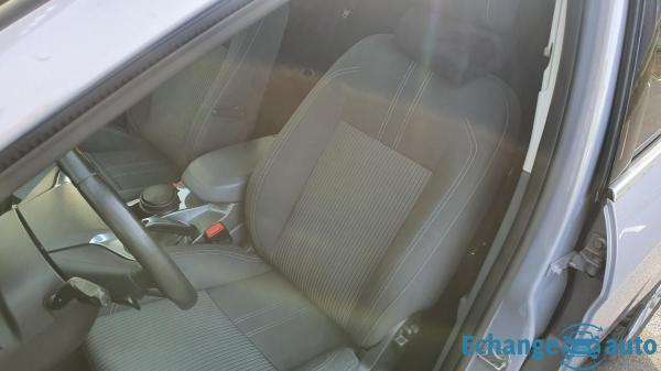 Ford C-Max 2.0 TDCI 140 TITANIUM