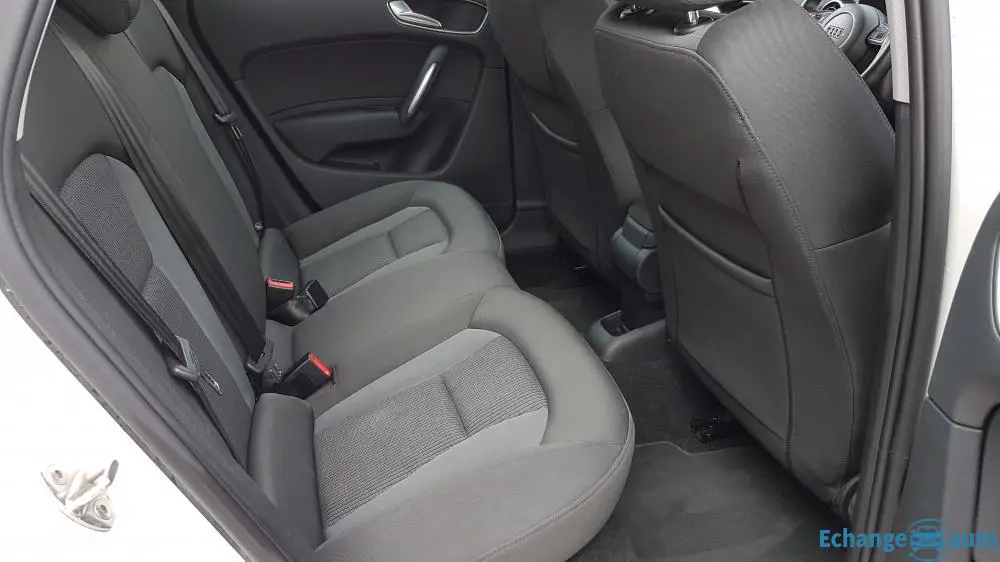 A1 Sportback 1ere main Embrayage neuf PARFAIT