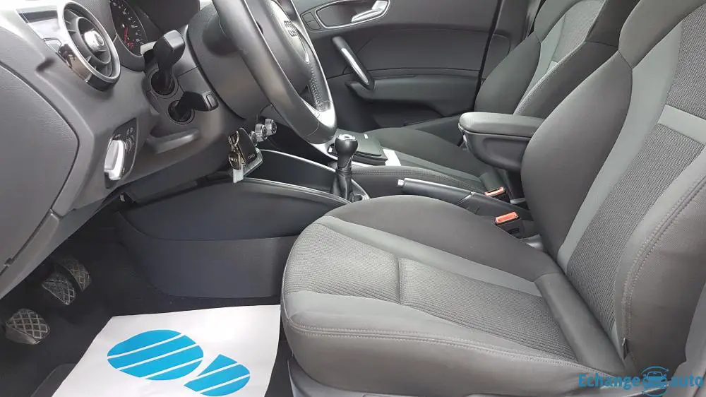 A1 Sportback 1ere main Embrayage neuf PARFAIT