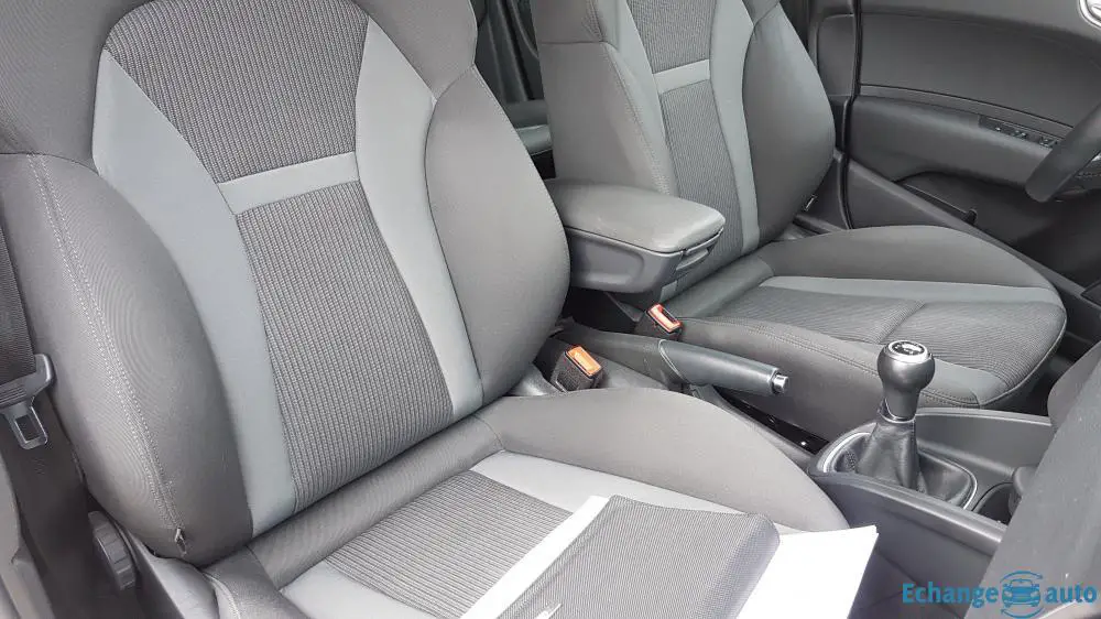 A1 Sportback 1ere main Embrayage neuf PARFAIT