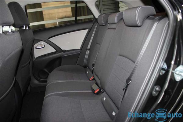 Toyota Avensis SPORTS Touring 147 VVT-i Dynamic