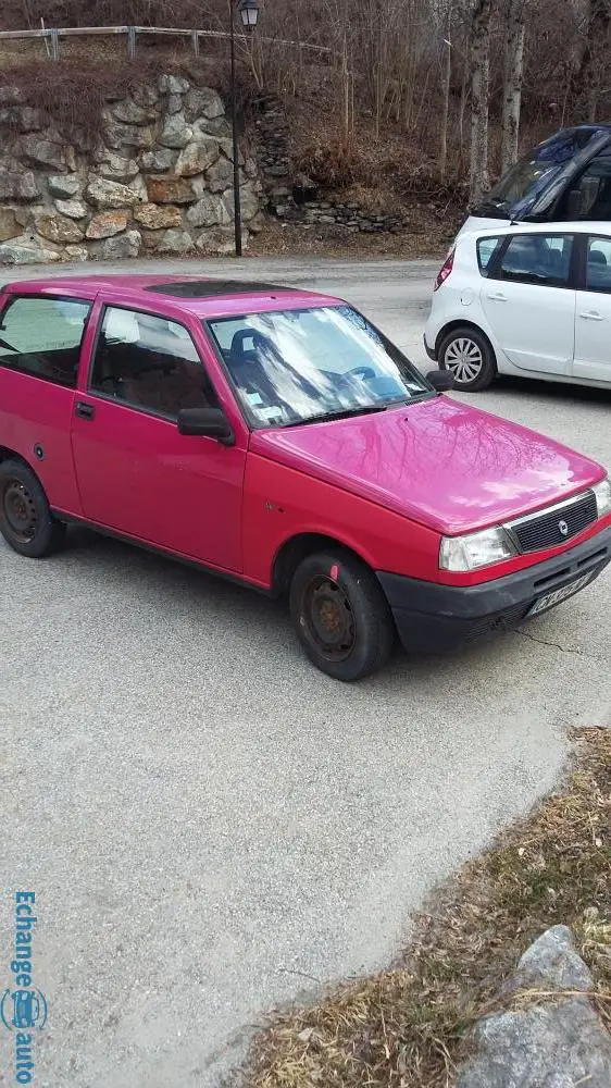 Lancia y10 junior