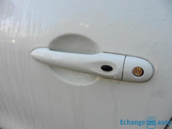 Renault Clio IV dCi 90 E6C Intens