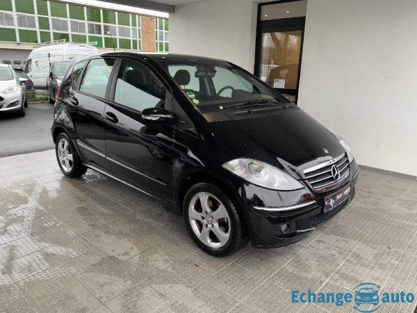 Portière Arrière Droite Pour Mercedes Classe A170 - Référence OEM 1687302405 - Couleur Noir - Occasion, Année 1999