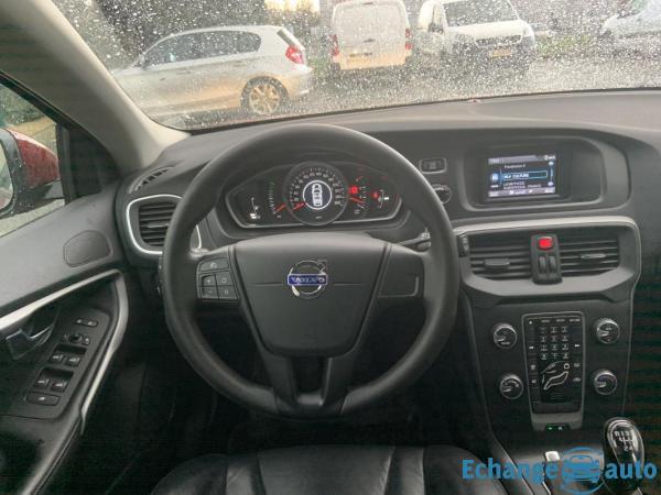 Volvo V40 1,6L TDI 115CV MOMENTUM GARANTIE 6 MOIS