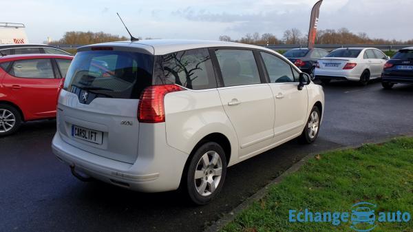 Peugeot 5008 1.6 HDI 112 ACTIVE - GARANTIE 6 MOIS
