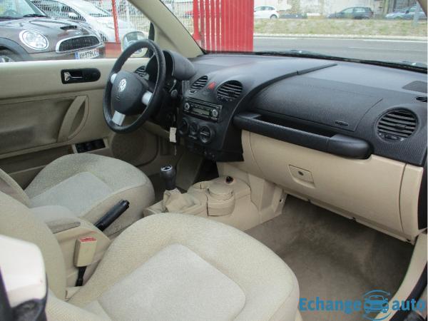 VOLKSWAGEN NEW BEETLE CABRIOLET  1.6i 