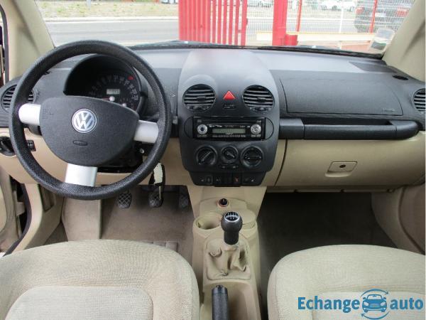 VOLKSWAGEN NEW BEETLE CABRIOLET  1.6i 