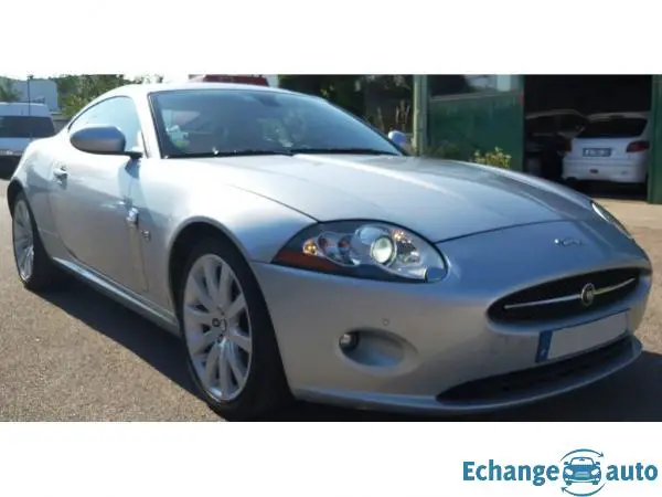 JAGUAR XK Coupé 4.2 - 298 A
