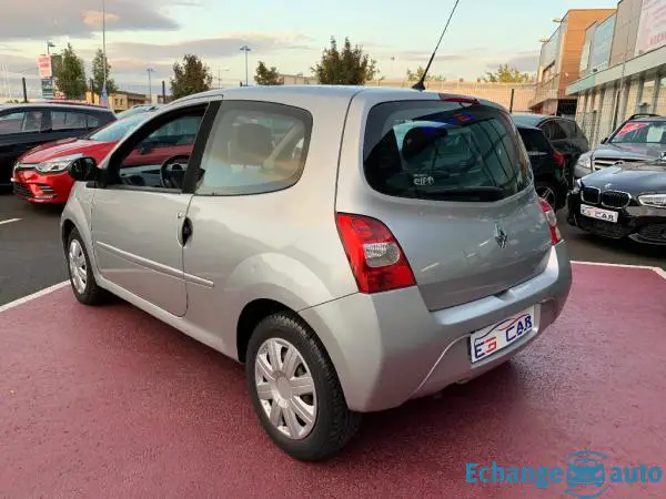 RENAULT TWINGO II 1.5 dCi 65CV Trend+4cv+155mkm