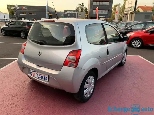 RENAULT TWINGO II 1.5 dCi 65CV Trend+4cv+155mkm