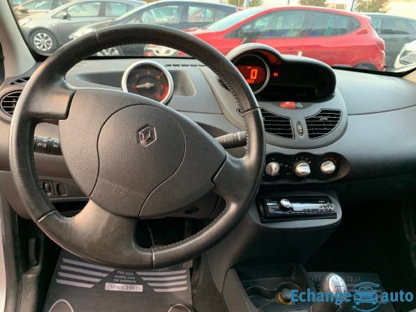 RENAULT TWINGO II 1.5 dCi 65CV Trend+4cv+155mkm
