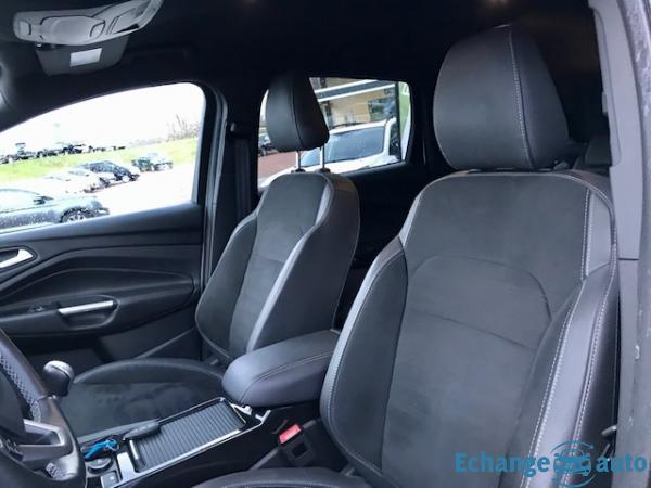 Ford Kuga II (2) 2.0 TDCI 180 S&S 4X4 ST LINE