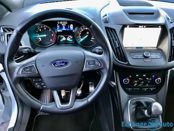 Ford Kuga II (2) 2.0 TDCI 180 S&S 4X4 ST LINE