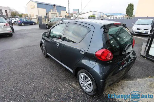 Toyota Aygo 1.0 VVTI 68 CONFORT