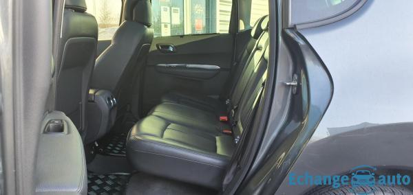Peugeot 3008 1.6 HDI 112 FELINE