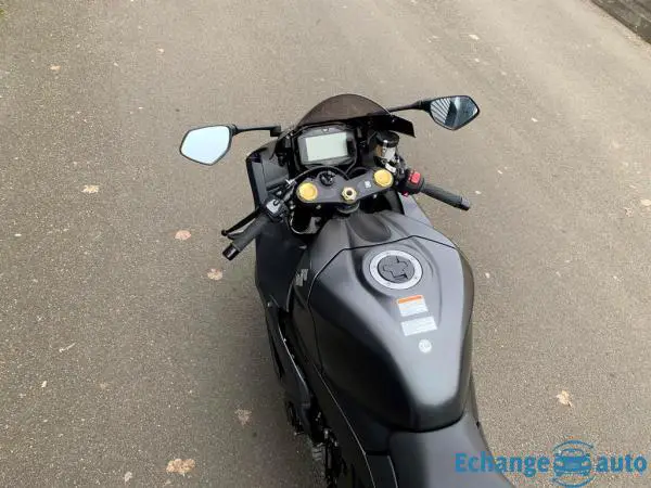 Suzuki GSX-R 1000 - GSXR 1000