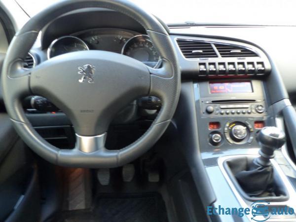 Peugeot 3008 1.6 HDI 110 PREMIUM PACK
