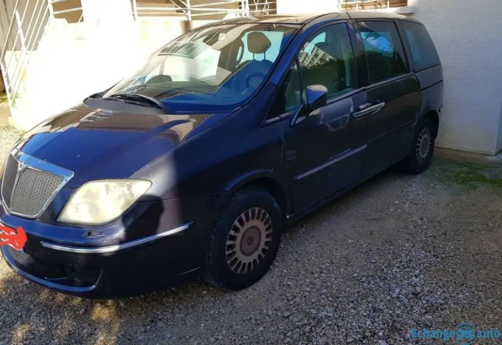 Lancia phedra monospace