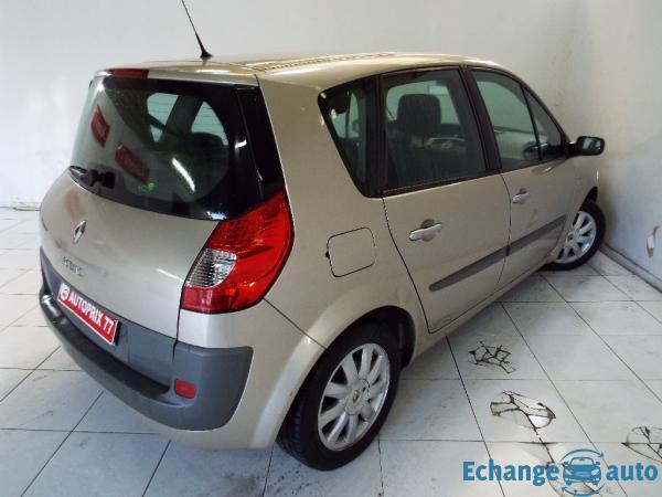 RENAULT SCENIC 1.5 dCi 105ch Emotion eco²