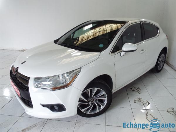 CITROEN DS4 e-HDi 112 Airdream So Chic