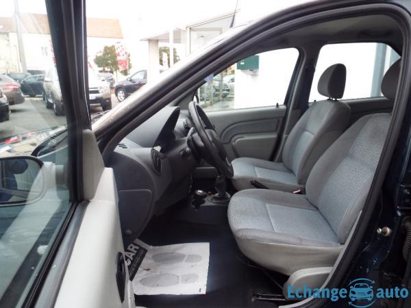 DACIA LOGAN 1.6 Lauréate