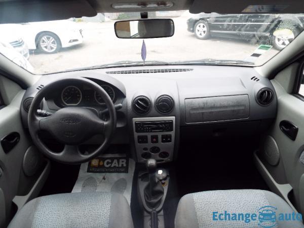 DACIA LOGAN 1.6 Lauréate