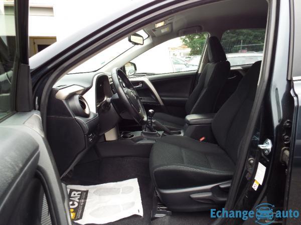 TOYOTA RAV4 124 D-4D 2WD Life