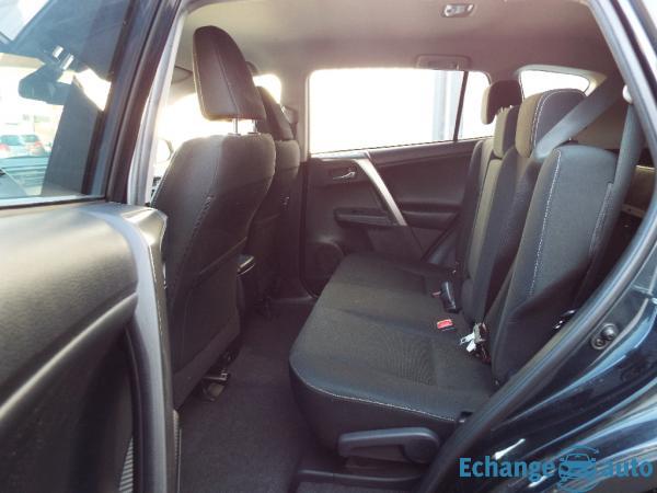 TOYOTA RAV4 124 D-4D 2WD Life