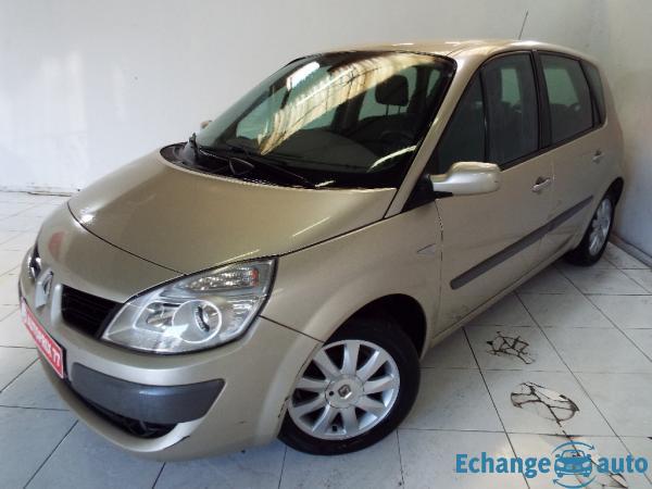 RENAULT SCENIC 1.5 dCi 105ch Emotion eco²