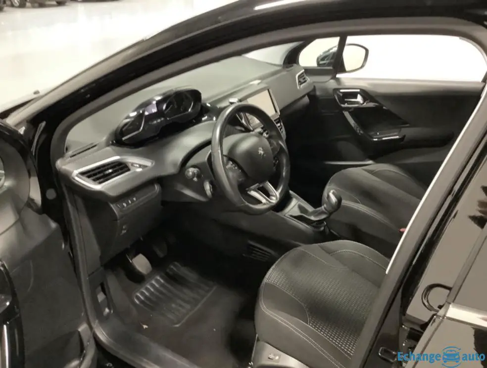 PEUGEOT 208 ALLURE 1.6 BLUEHDI 100 CHEVAUX