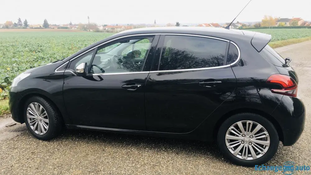 PEUGEOT 208 ALLURE 1.6 BLUEHDI 100 CHEVAUX