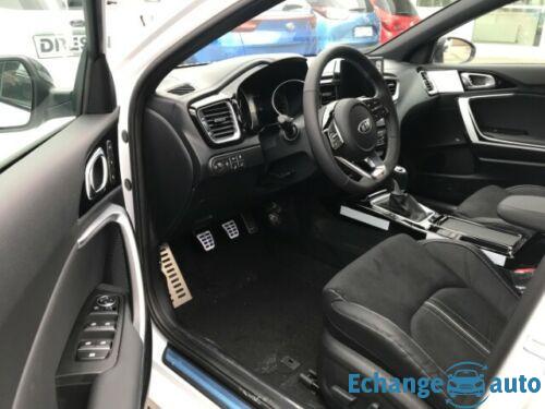 Kia Cee'd_sw 1.4T GT LINE