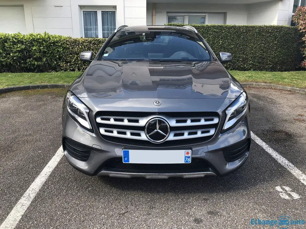 Mercedes Classe GLA 180 7-G DCT Fascination