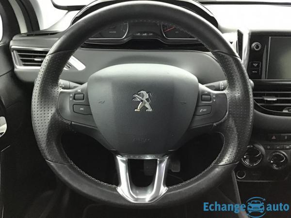 Peugeot 208 1.2 VTi Envy 82 ch