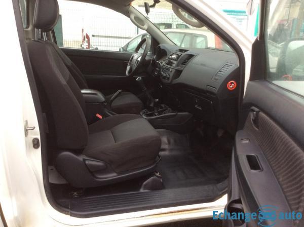Toyota Hilux 2.5 TD 144 SIMPLE CABINE 4X4 CLIM