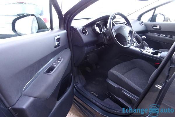 Peugeot 3008 1.6 HDi 120 CV Allure