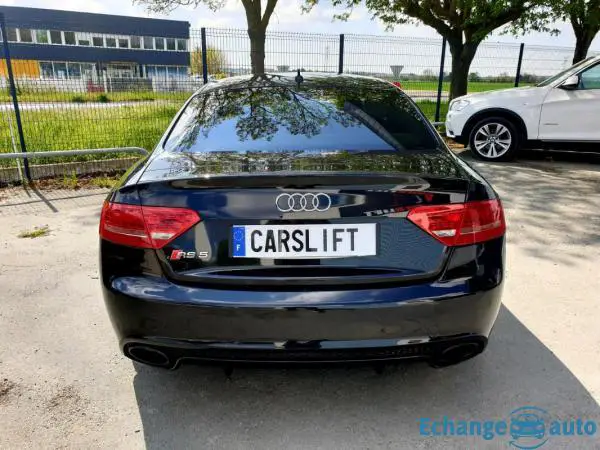 Audi RS5 4.2 V8 QUATTRO BLACK EDITION