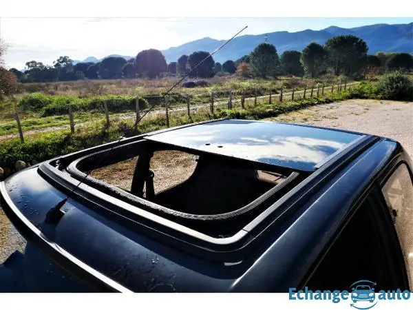 PEUGEOT 205 1.6 GTi 1.6 105 Toit Ouvrant
