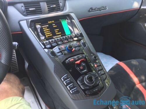 Lamborghini AVENTADOR SVJ