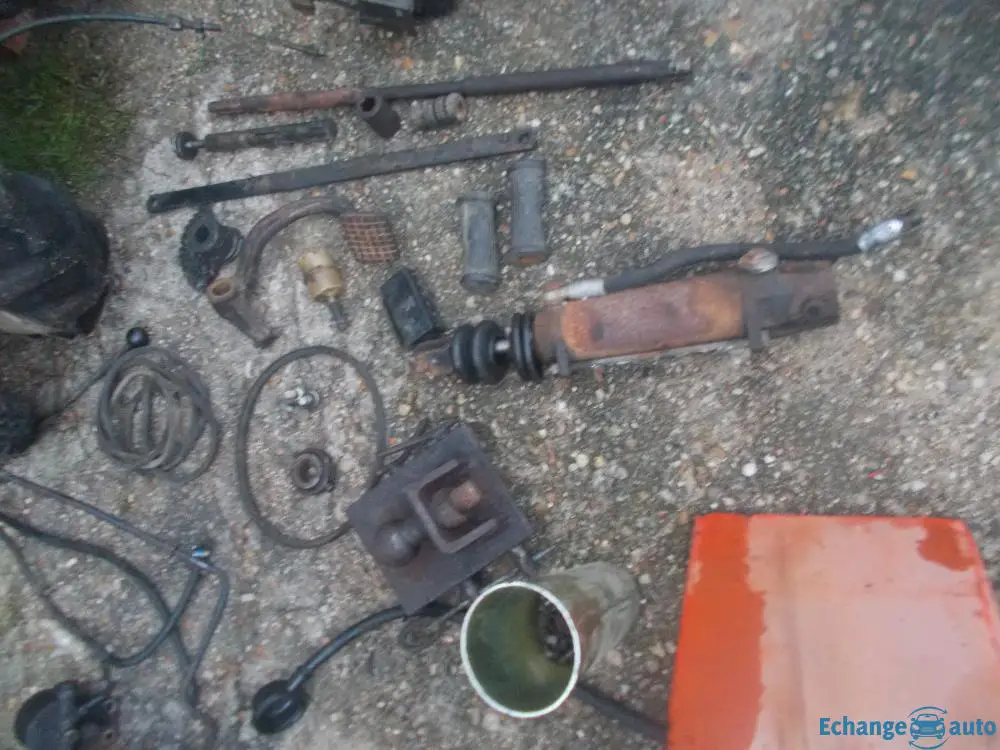 tracteur hako track  pour pièce