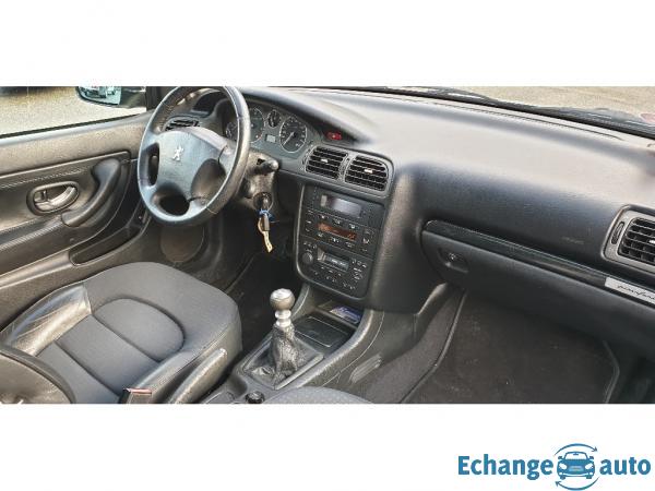 PEUGEOT 406 Coupé 2.2 HDI 136 CV Pack TBE