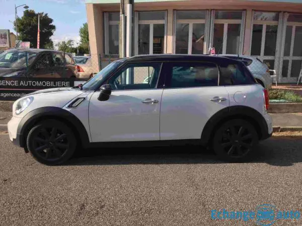 MINI Countryman Cooper SD 143ch Pack Red Hot Chili