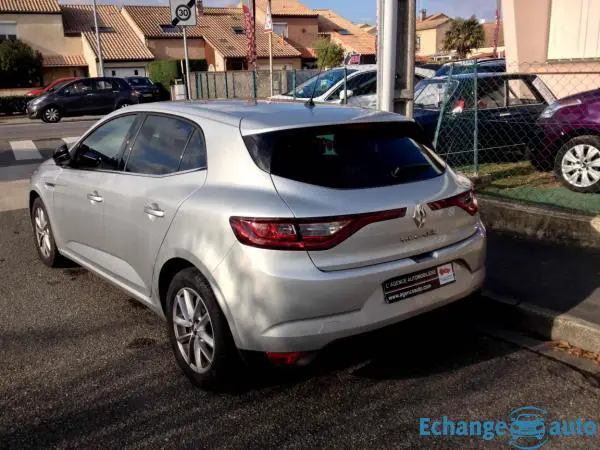RENAULT Megane 1.2 TCe 100ch energy GPS