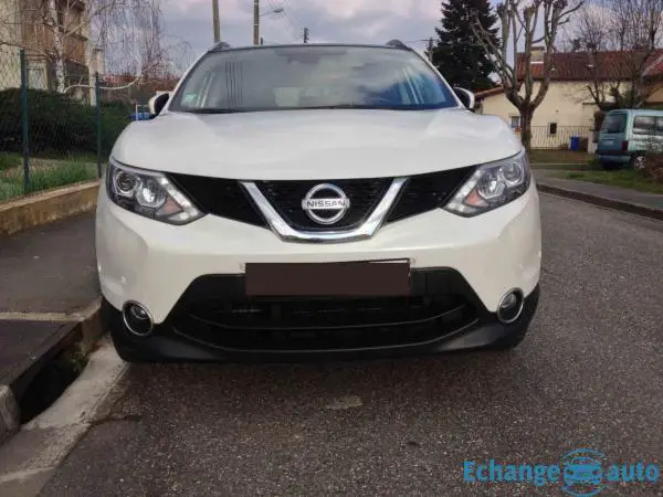NISSAN Qashqai 1.6 dCi 130ch Tekna BLANC NACRE