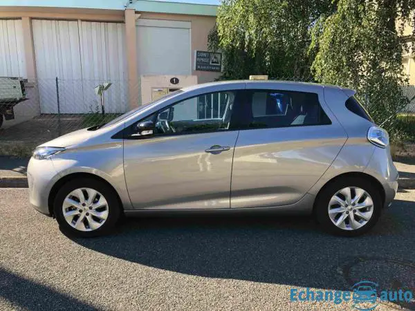RENAULT Zoe Intens charge rapide Q210 2? la CHARGE
